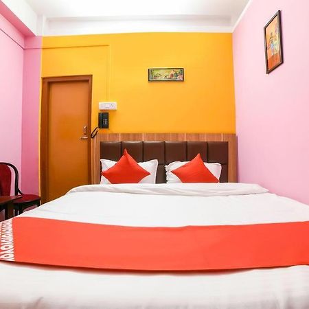 Maa Kamakhya Guest House Ґувахаті Екстер'єр фото