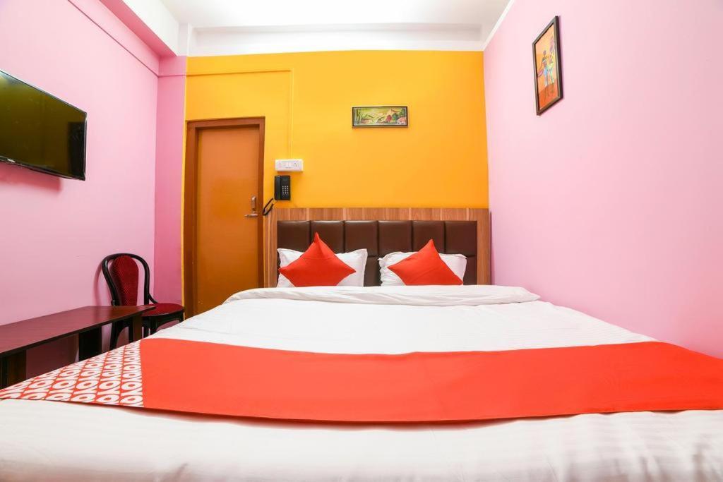 Maa Kamakhya Guest House Ґувахаті Екстер'єр фото